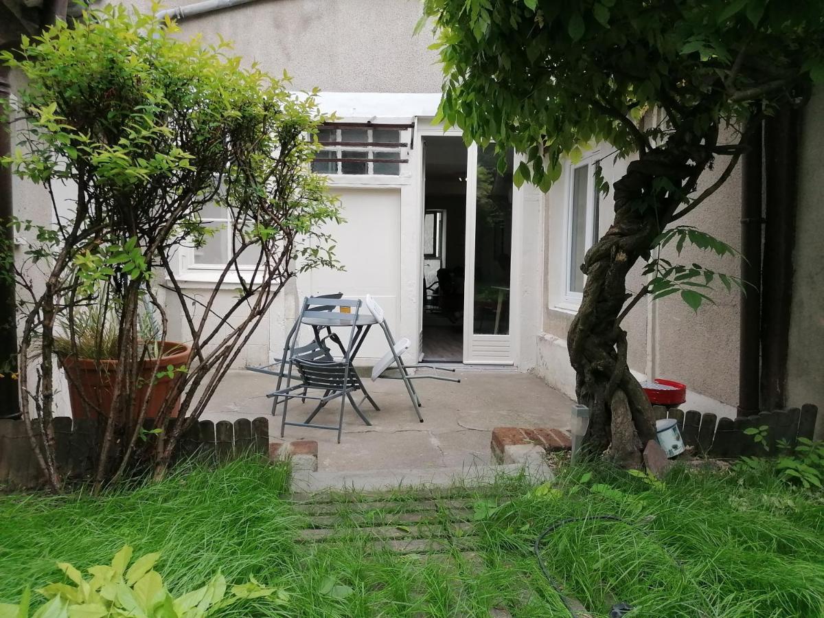 Petit Studio Hypercentre D'Orleans Avec Jardin Exterior foto